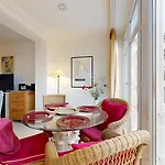 Fewo Direkt Am Strand Mit Suedbalkon, Villa Freia 13, Binz
