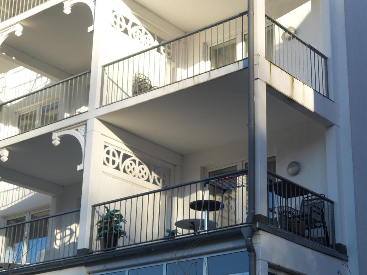 Direkt Am Mit Suedbalkon, Freia 13, * Binz